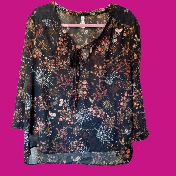 Live 4 Truth Tops - Live 4 Truth Sheer 3/4 Length Black Top